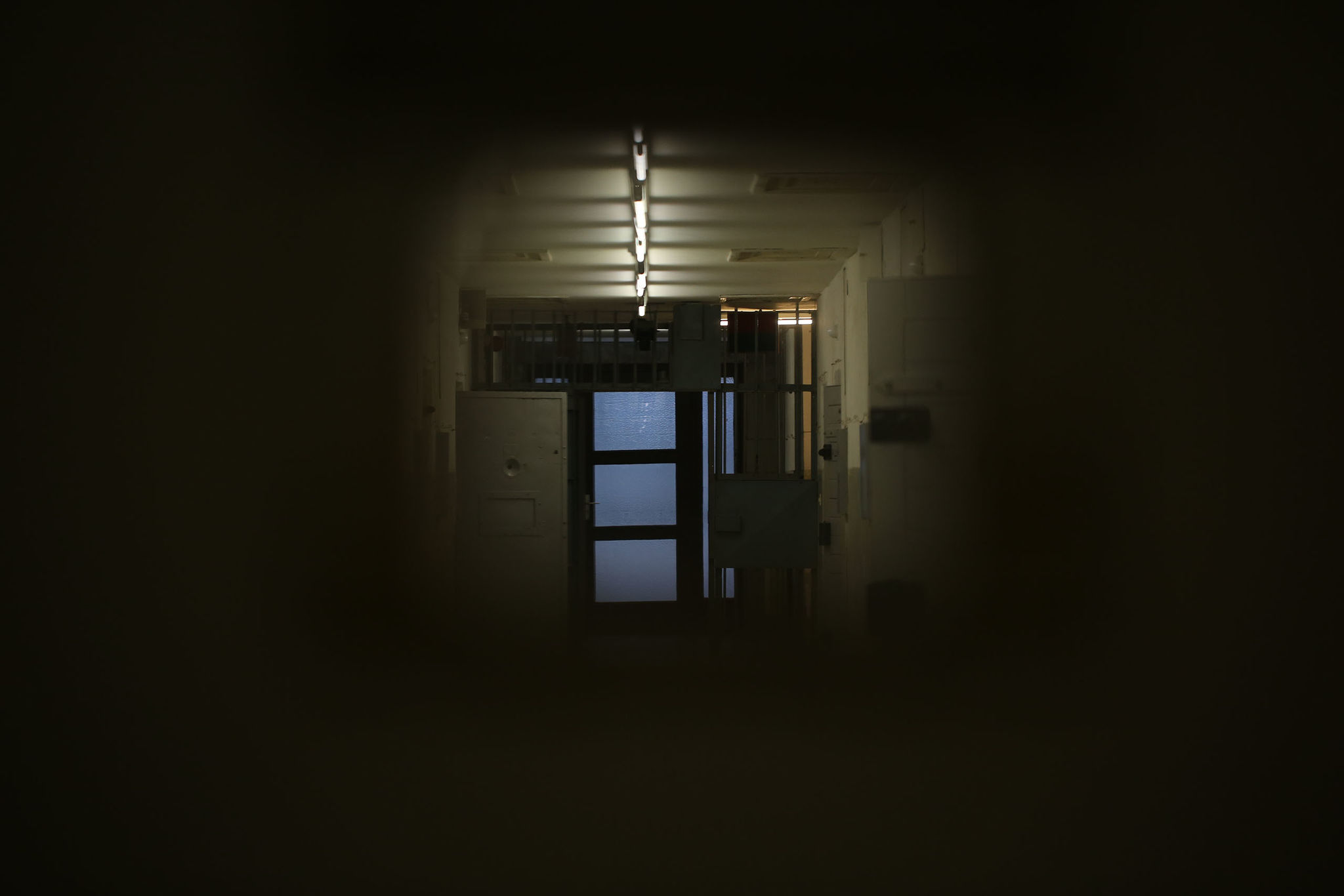 Aufnahmen vom 25.12.2012 des Raums 11 im Erdgeschoss des Nordflügels der zentralen Untersuchungshaftanstalt des Ministerium für Staatssicherheit der Deutschen Demokratischen Republik in Berlin-Hohenschönhausen, Foto 1782