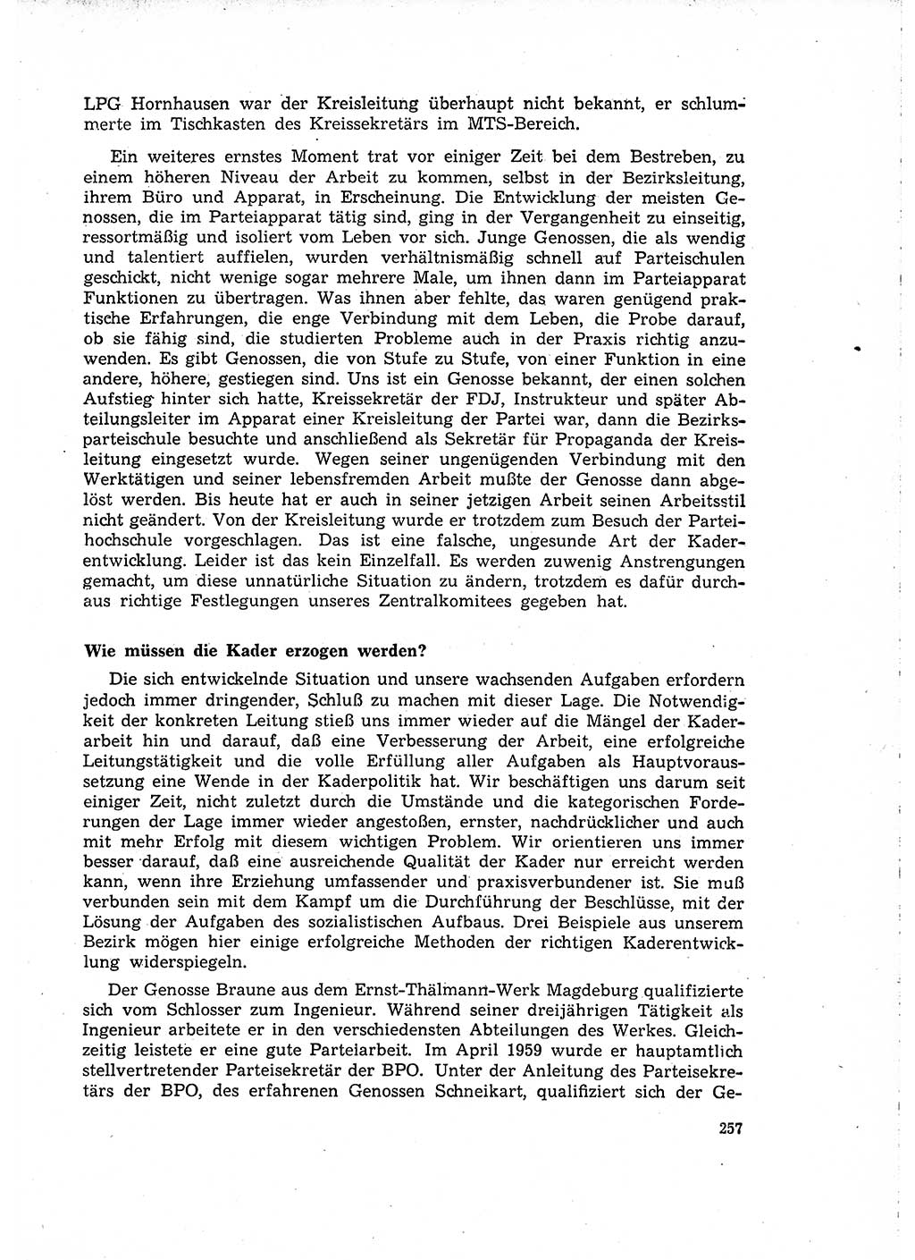 Neuer Weg (NW), Organ des Zentralkomitees (ZK) der SED (Sozialistische Einheitspartei Deutschlands) für Fragen des Parteilebens, 15. Jahrgang [Deutsche Demokratische Republik (DDR)] 1960, Seite 257 (NW ZK SED DDR 1960, S. 257)