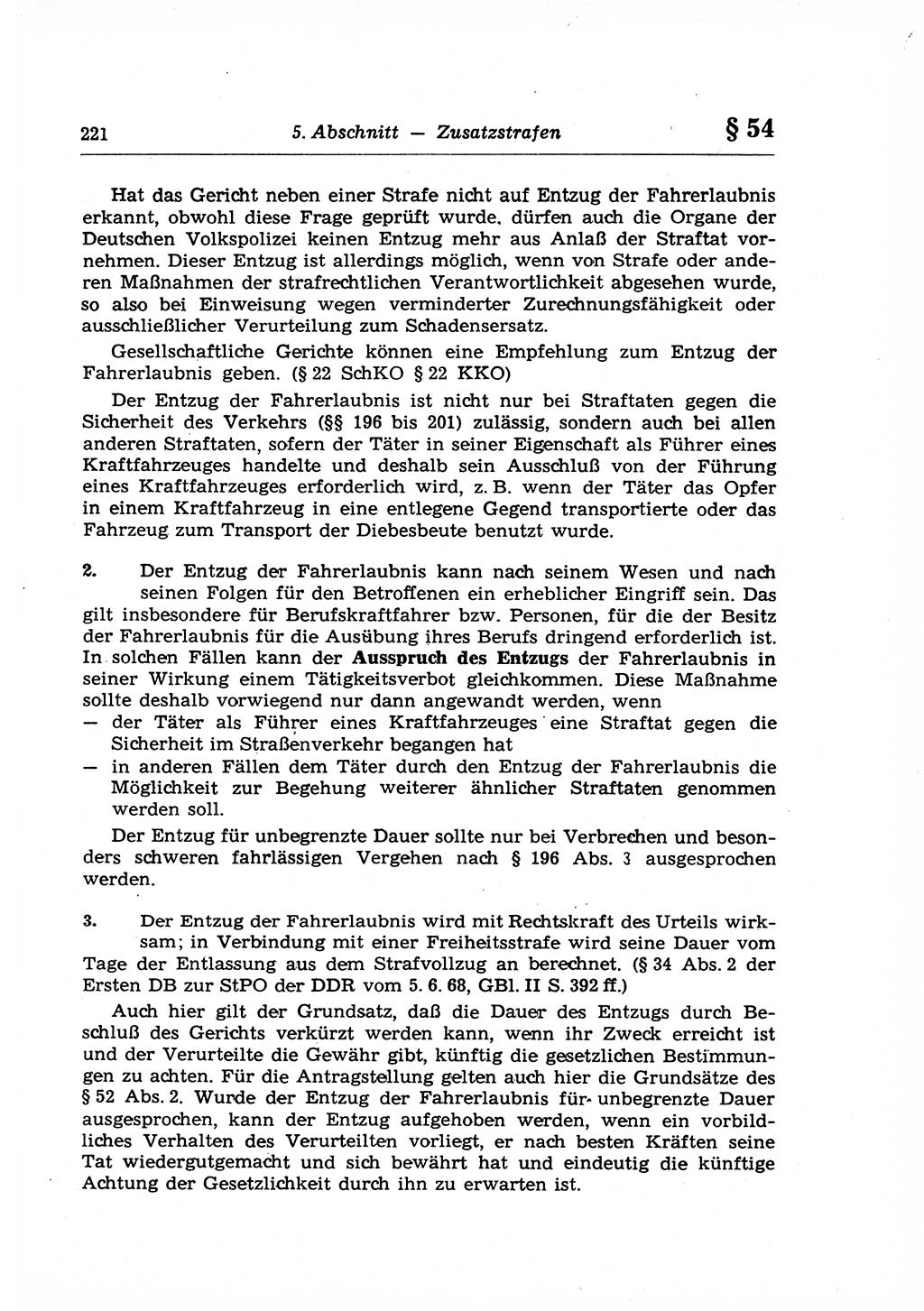 Strafrecht der Deutschen Demokratischen Republik (DDR), Lehrkommentar zum Strafgesetzbuch (StGB), Allgemeiner Teil 1969, Seite 221 (Strafr. DDR Lehrkomm. StGB AT 1969, S. 221)