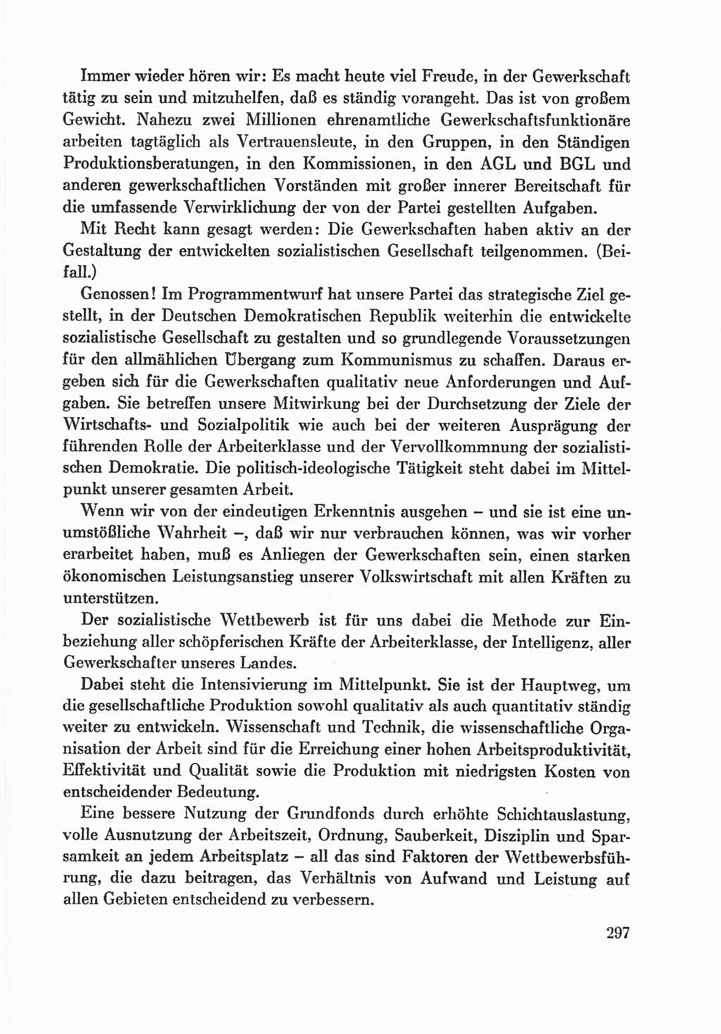 Protokoll der Verhandlungen des Ⅸ. Parteitages der Sozialistischen Einheitspartei Deutschlands (SED) [Deutsche Demokratische Republik (DDR)] 1976, Band 1, Seite 297 (Prot. Verh. Ⅸ. PT SED DDR 1976, Bd. 1, S. 297)