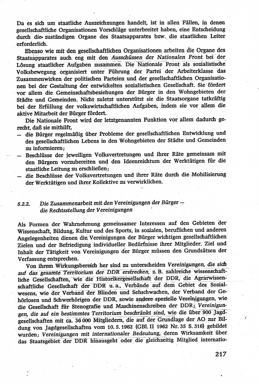 Verwaltungsrecht [Deutsche Demokratische Republik (DDR)], Lehrbuch 1979, Seite 217 (Verw.-R. DDR Lb. 1979, S. 217)