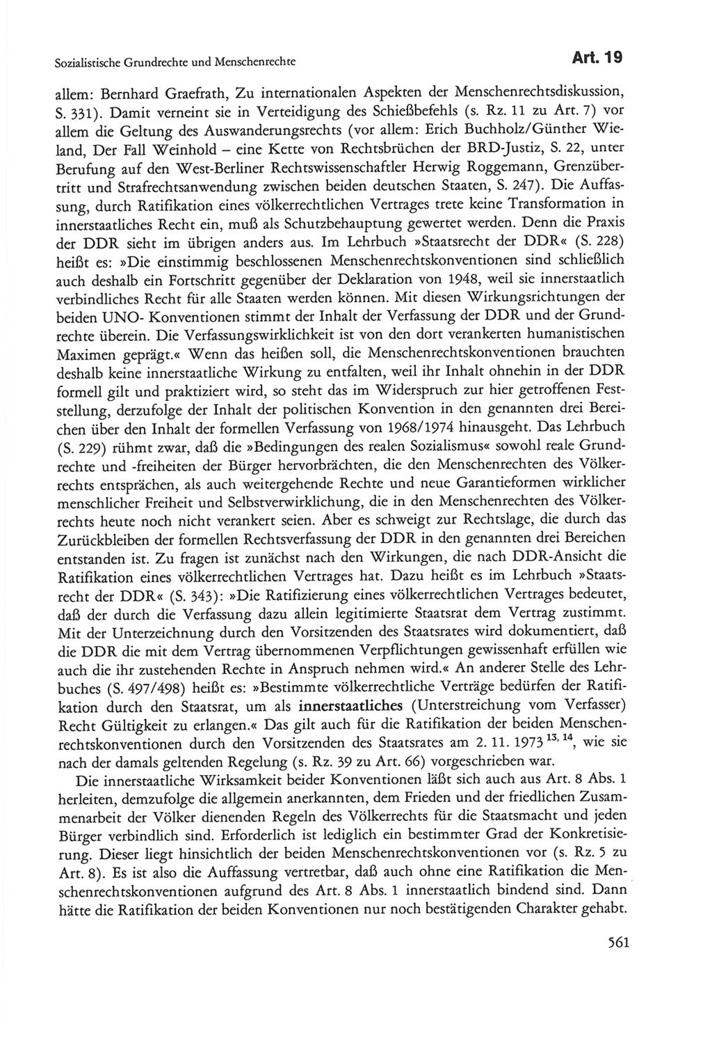 Die sozialistische Verfassung der Deutschen Demokratischen Republik (DDR), Kommentar 1982, Seite 561 (Soz. Verf. DDR Komm. 1982, S. 561)