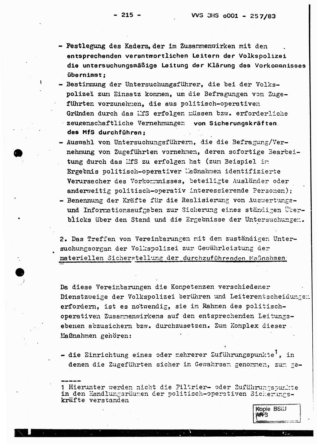 Dissertation, Oberst Helmut Lubas (BV Mdg.), Oberstleutnant Manfred Eschberger (HA IX), Oberleutnant Hans-Jürgen Ludwig (JHS), Ministerium für Staatssicherheit (MfS) [Deutsche Demokratische Republik (DDR)], Juristische Hochschule (JHS), Vertrauliche Verschlußsache (VVS) o001-257/83, Potsdam 1983, Seite 215 (Diss. MfS DDR JHS VVS o001-257/83 1983, S. 215)