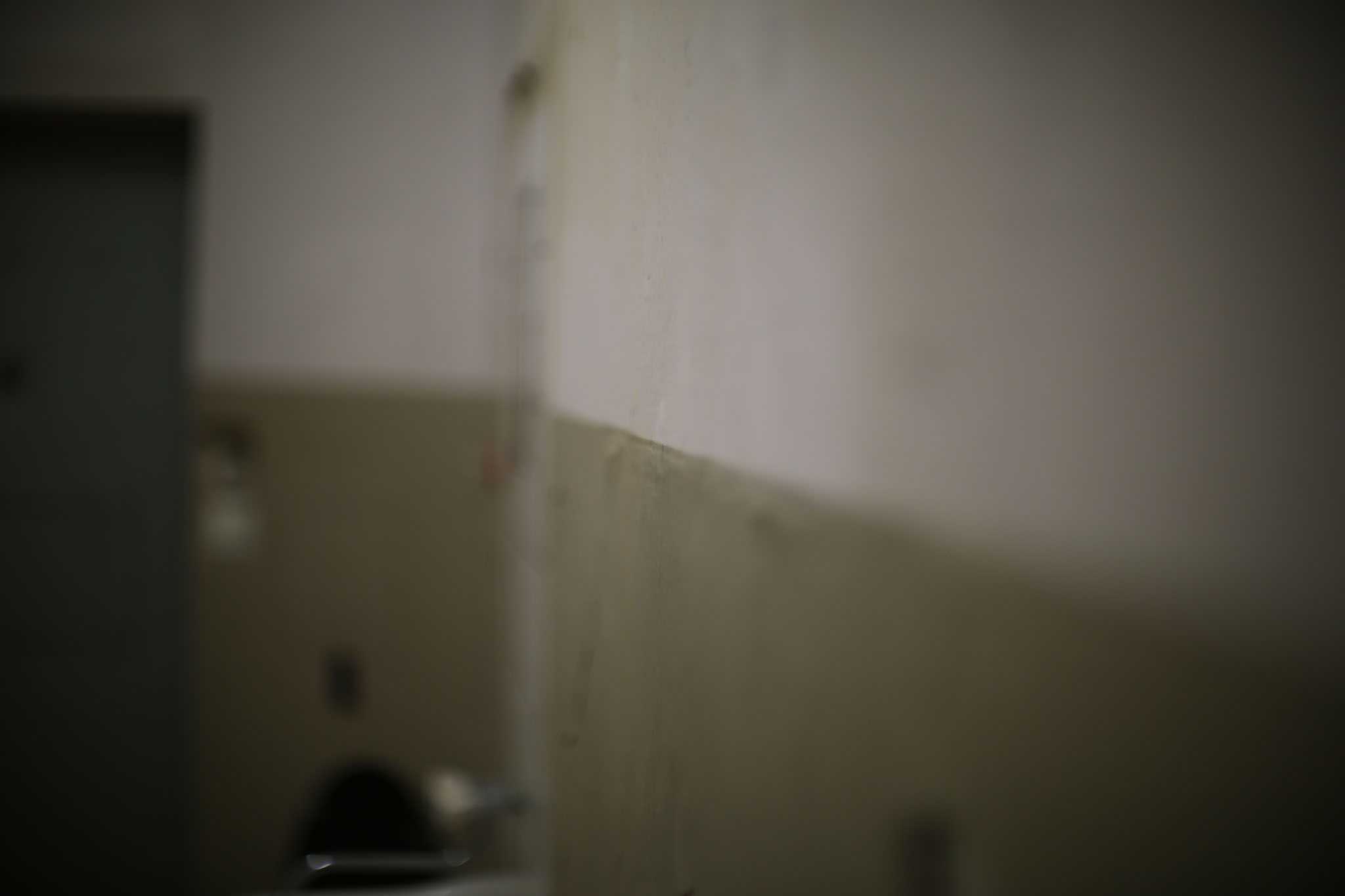 Aufnahmen vom 25.12.2012 des Raums 119 im Erdgeschoss des Nordflügels der zentralen Untersuchungshaftanstalt des Ministerium für Staatssicherheit der Deutschen Demokratischen Republik in Berlin-Hohenschönhausen, Foto 528